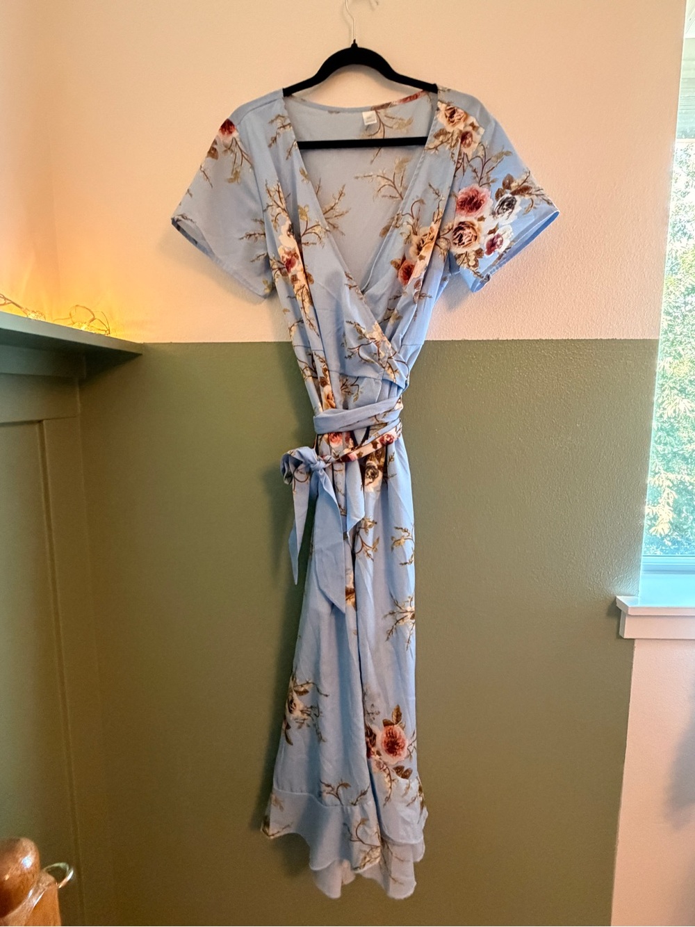 SHEIN Light Blue Floral Wrap Dress with Self-Tie Waist